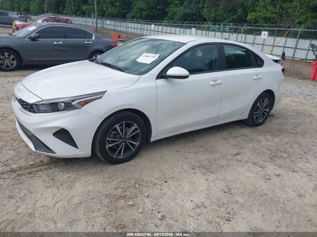 2024 KIA FORTE LXS 2