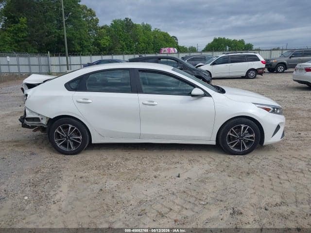 2024 KIA FORTE LXS 13