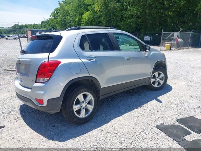 2018 CHEVROLET TRAX LT 4