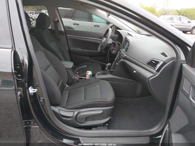 2018 HYUNDAI ELANTRA SE 5
