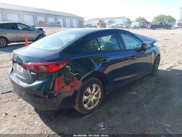 2017 MAZDA MAZDA3 SPORT 4