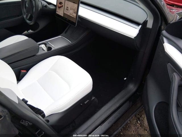 2025 TESLA MODEL Y LONG RANGE DUAL MOTOR ALL-WHEEL DRIVE 5