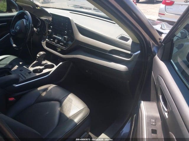 2021 TOYOTA HIGHLANDER XLE 5