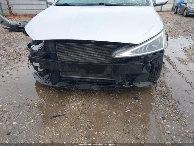 2020 HYUNDAI ELANTRA SE 6