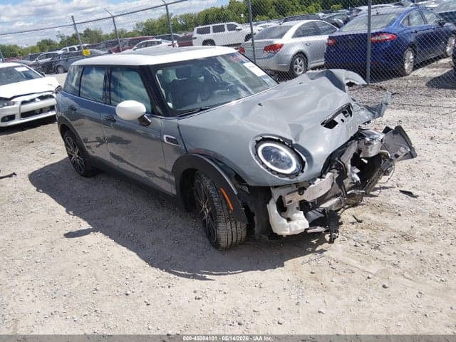2022 MINI CLUBMAN COOPER