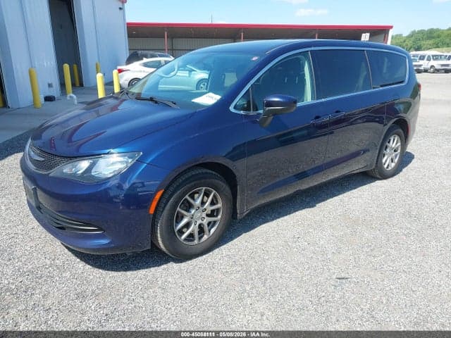 2020 CHRYSLER VOYAGER LX 2
