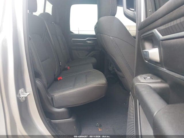 2025 RAM 1500 BIG HORN CREW CAB 4X4 6'4 BOX 8
