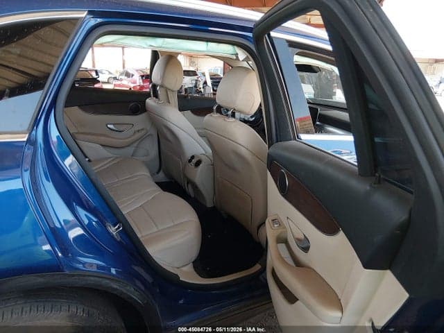 2022 MERCEDES-BENZ GLC 300 SUV 8