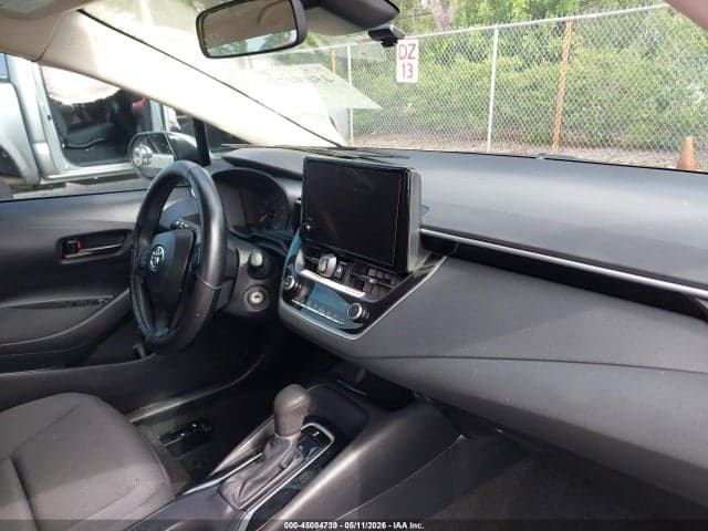 2023 TOYOTA COROLLA LE 5