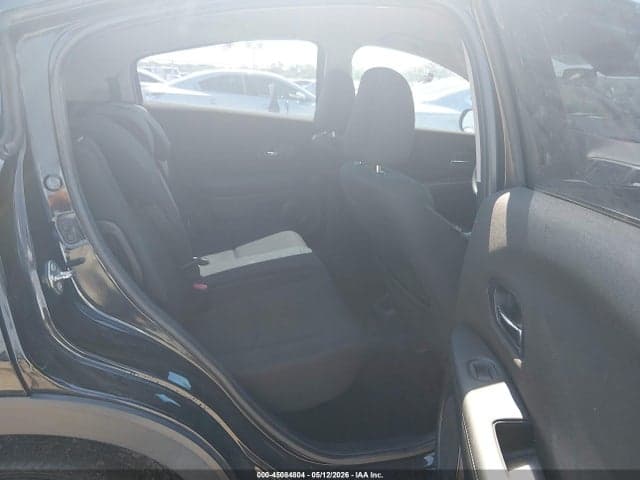 2017 HONDA HR-V LX 8