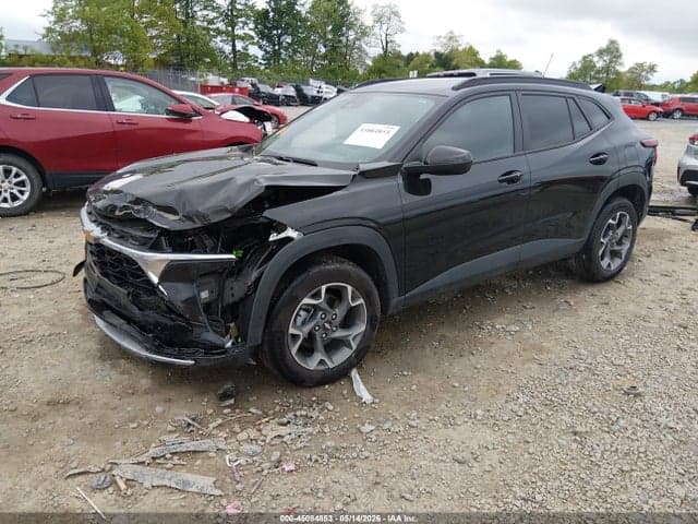 2025 CHEVROLET TRAX FWD LT 2