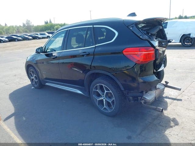 2017 BMW X1 XDRIVE28I 3