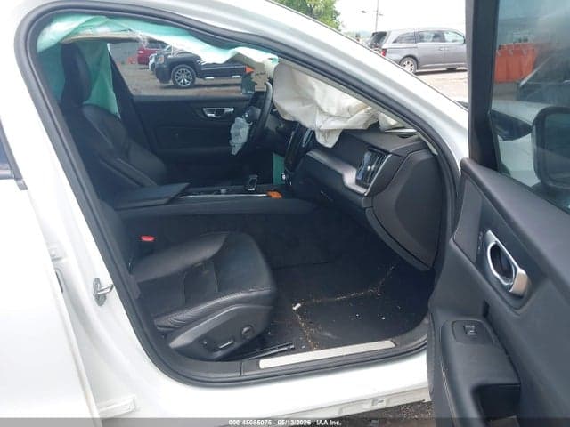 2024 VOLVO S60 B5 CORE DARK THEME 5