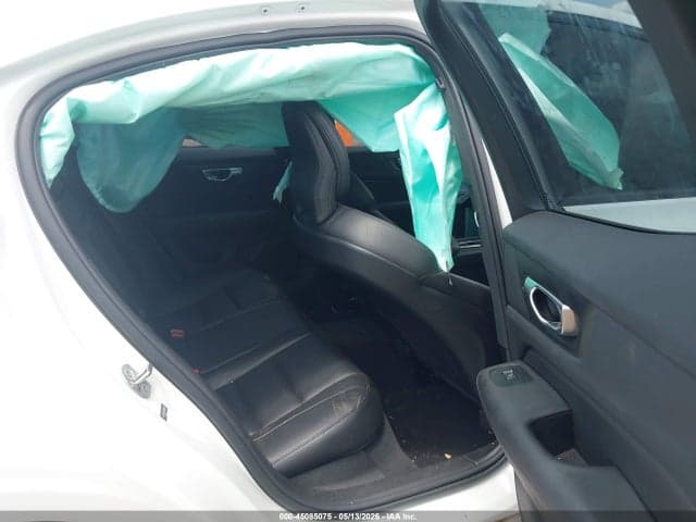 2024 VOLVO S60 B5 CORE DARK THEME 8