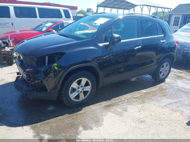 2019 CHEVROLET TRAX LT 2