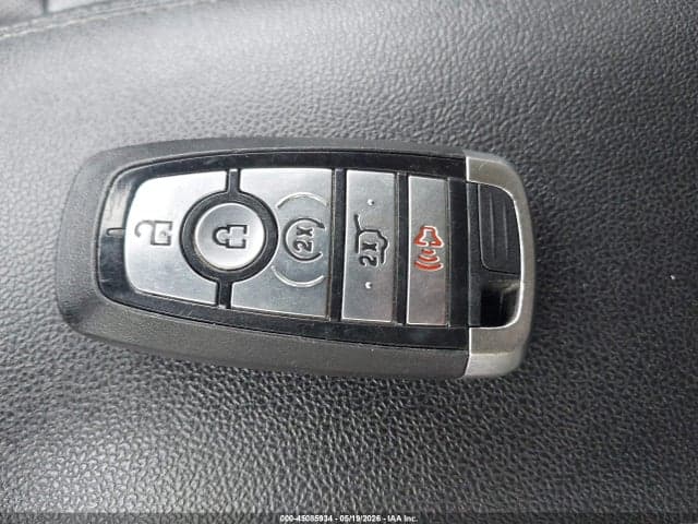 2020 FORD ESCAPE TITANIUM 11