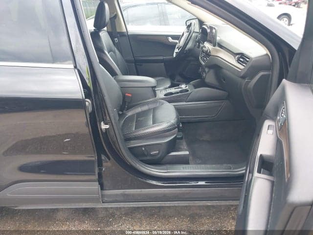 2020 FORD ESCAPE TITANIUM 5