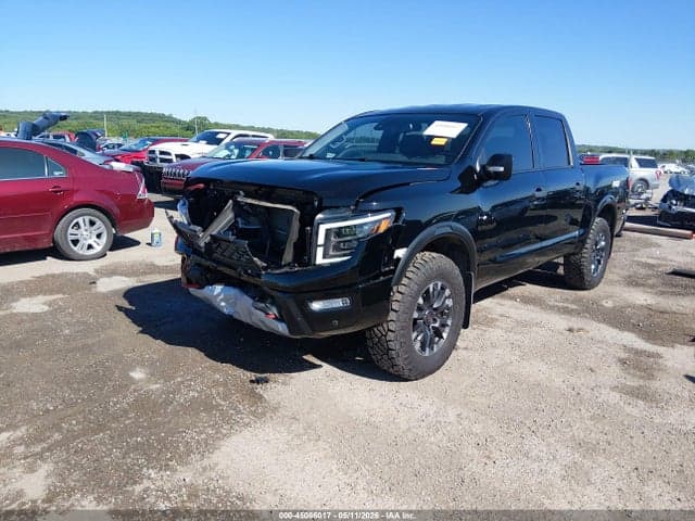 2022 NISSAN TITAN PRO-4X 4X4 2