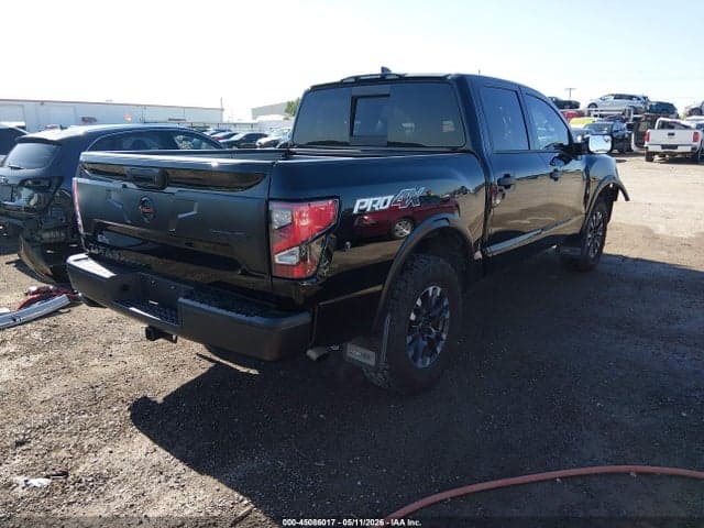 2022 NISSAN TITAN PRO-4X 4X4 4
