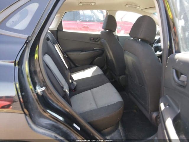 2020 HYUNDAI KONA SE 8
