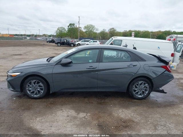 2024 HYUNDAI ELANTRA SEL 15