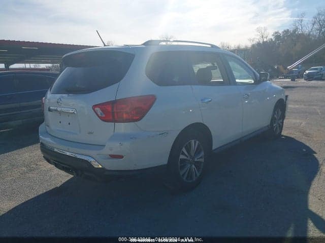 2018 NISSAN PATHFINDER SV 4