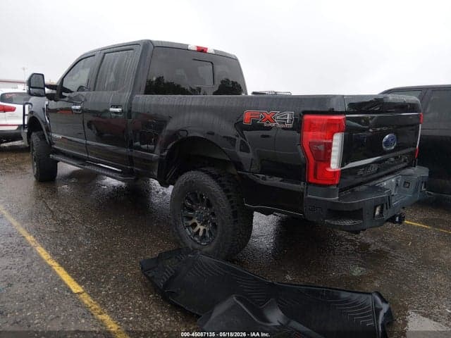 2017 FORD F-350 LARIAT 3