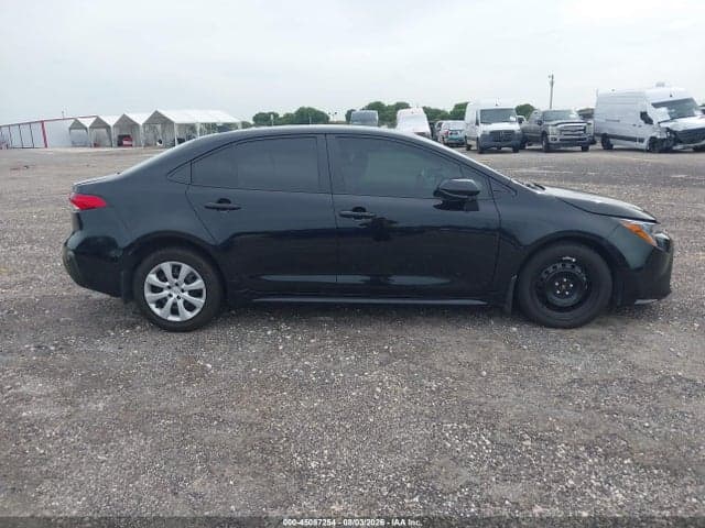 2025 TOYOTA COROLLA LE 13