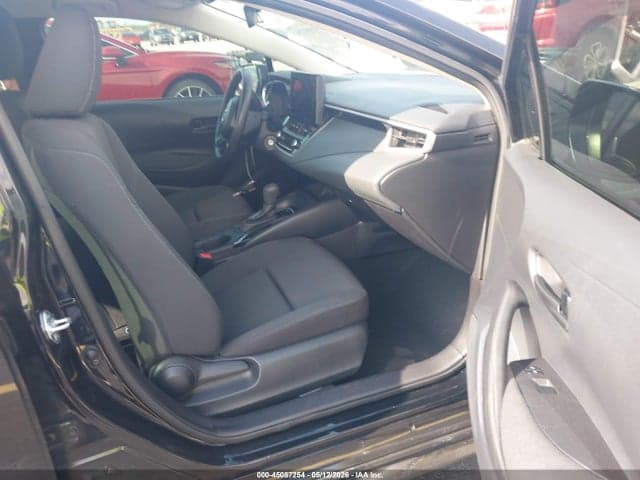 2025 TOYOTA COROLLA LE 5