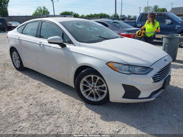 2019 FORD FUSION SE - 1