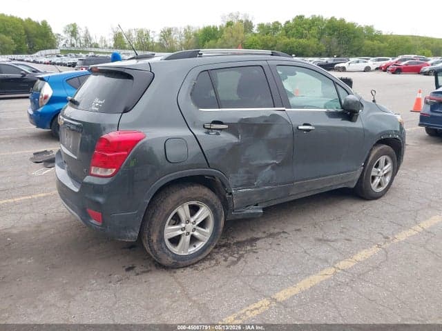 2020 CHEVROLET TRAX AWD LT 4