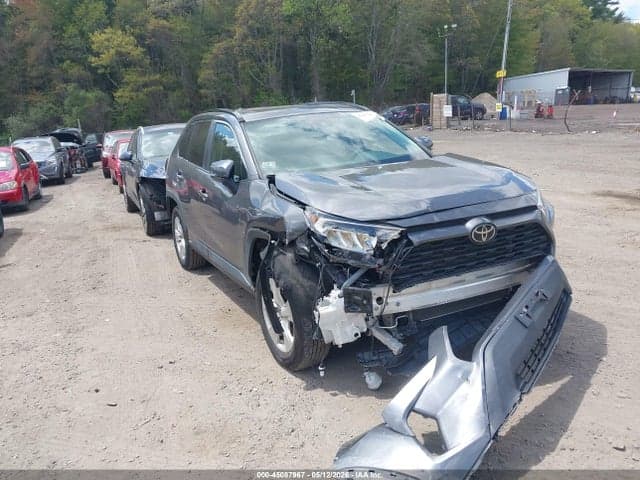 2021 TOYOTA RAV4 XLE 1