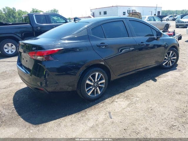 2021 NISSAN VERSA SV XTRONIC CVT 4