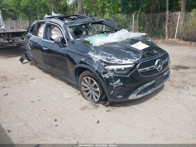 2023 MERCEDES-BENZ GLC 300 4MATIC SUV 1