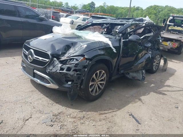 2023 MERCEDES-BENZ GLC 300 4MATIC SUV 2