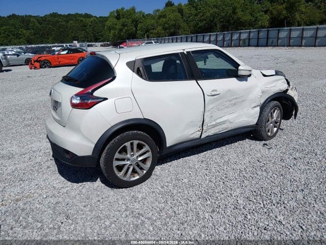 2017 NISSAN JUKE S 4