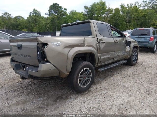 2025 TOYOTA TACOMA TRD SPORT 4