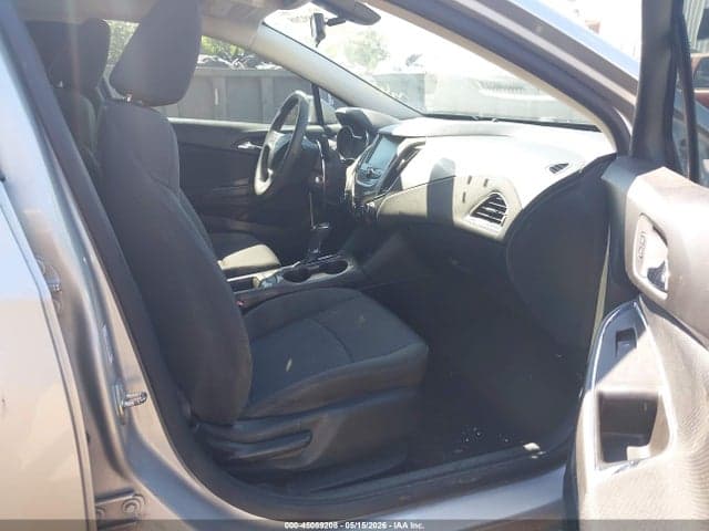 2017 CHEVROLET CRUZE LT AUTO 5