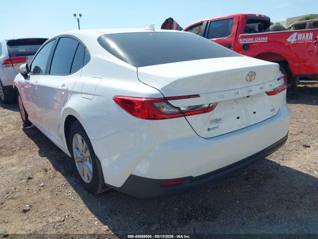 2025 TOYOTA CAMRY LE 3