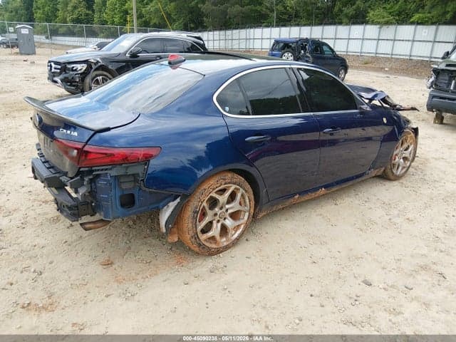 2021 ALFA ROMEO GIULIA TI AWD 4