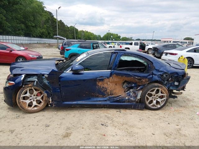 2021 ALFA ROMEO GIULIA TI AWD 6