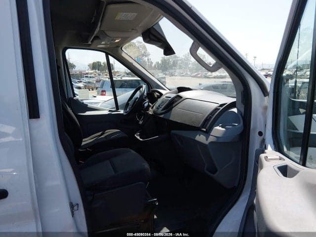 2019 FORD TRANSIT-150 5