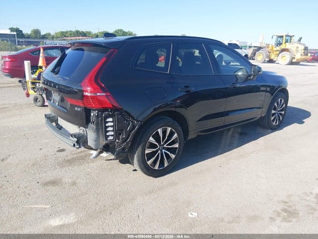 2024 VOLVO XC60 B5 PLUS DARK THEME 4