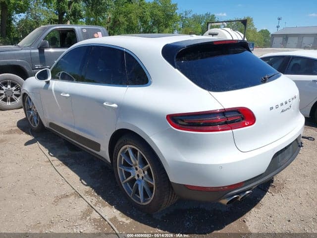 2015 PORSCHE MACAN S 3