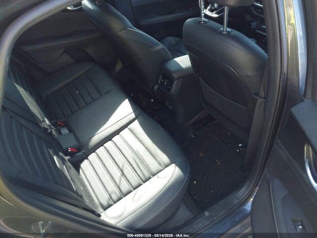 2024 KIA FORTE GT-LINE 8