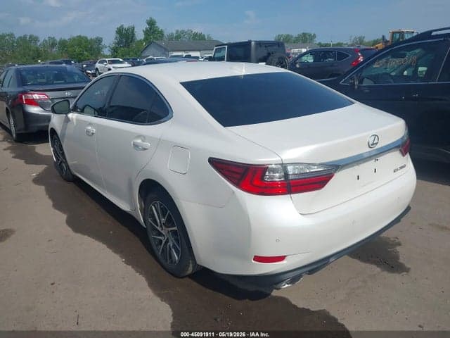 2017 LEXUS ES 350 3