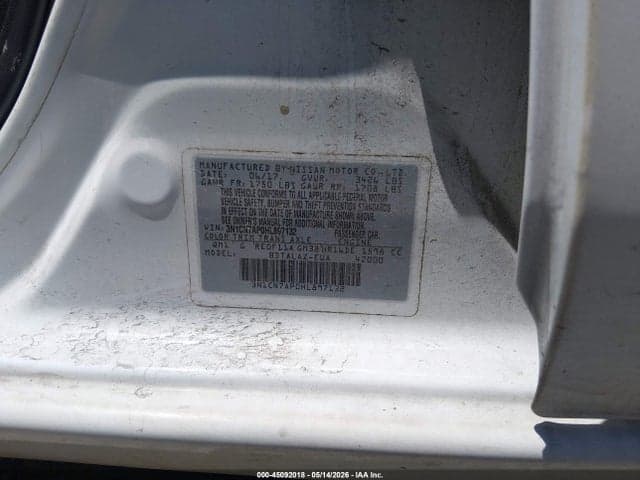 2017 NISSAN VERSA 1.6 S+ 9