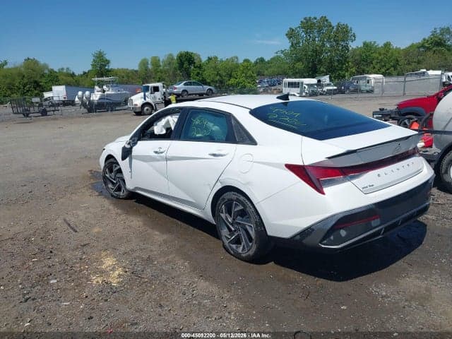 2025 HYUNDAI ELANTRA SEL SPORT 3
