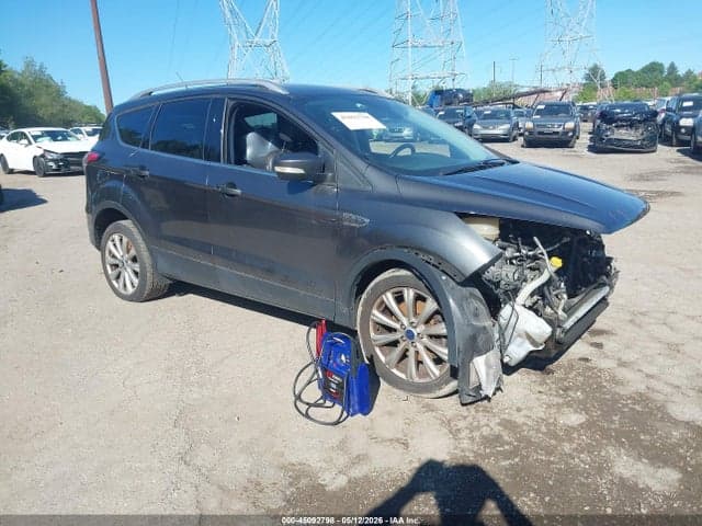 2017 FORD ESCAPE TITANIUM 1