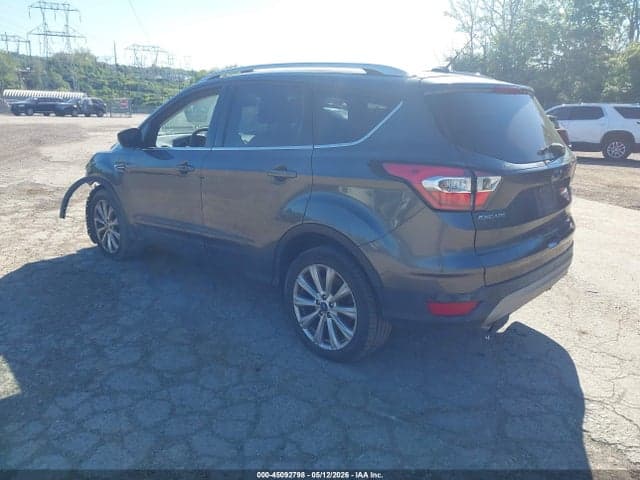 2017 FORD ESCAPE TITANIUM 3